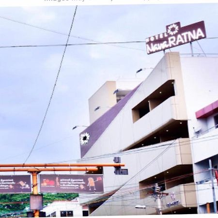 Navaratna Delight Coimbatore Exteriör bild